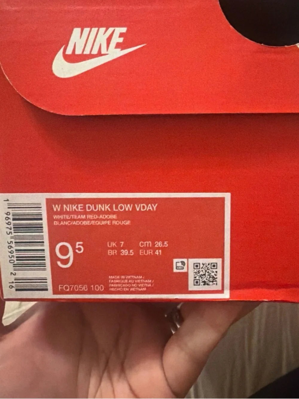 Brand new  women’s ' dunks